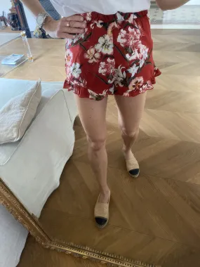 Short PullBear à fleurs rouges